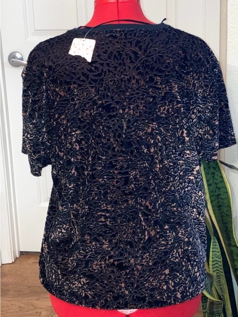 Free People Burn Out Velvet Teddy Tee Oversized Size Small - Picture 4 of 7